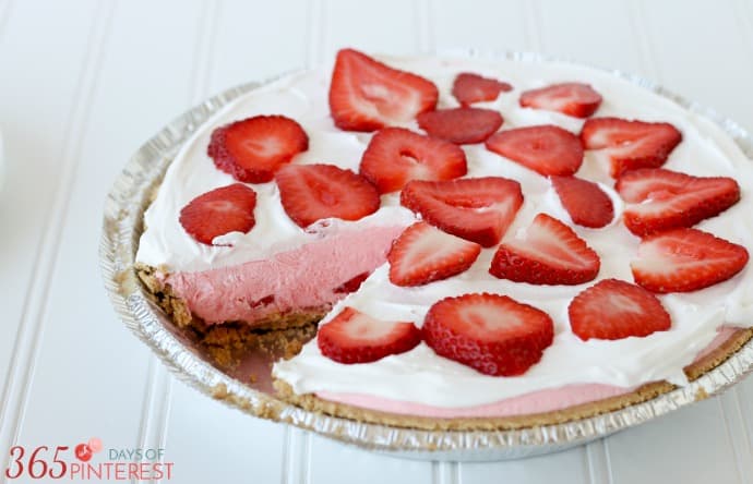 strawberry creamsicle pie